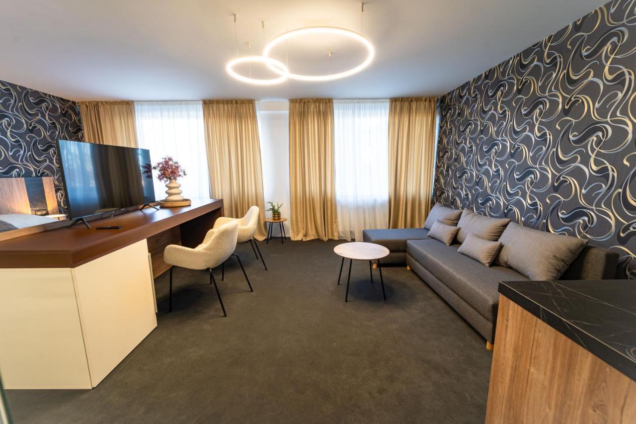 Hotel Zemplin Trebisov Dış mekan fotoğraf