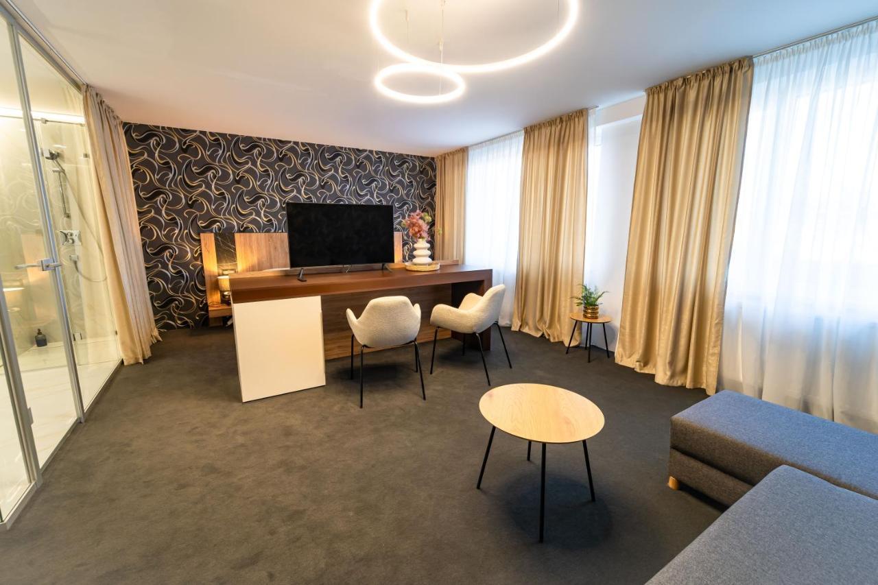 Hotel Zemplin Trebisov Dış mekan fotoğraf