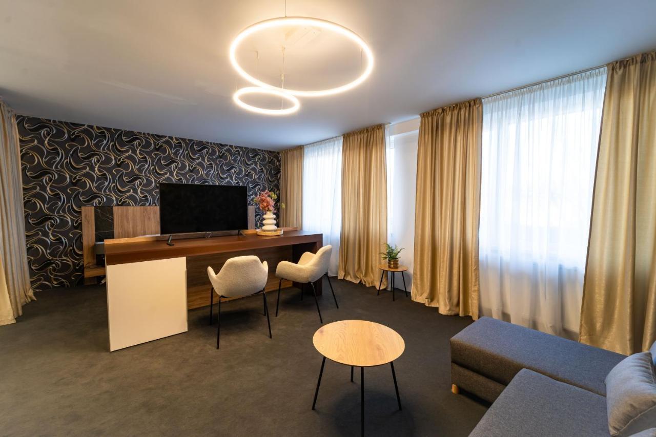 Hotel Zemplin Trebisov Dış mekan fotoğraf